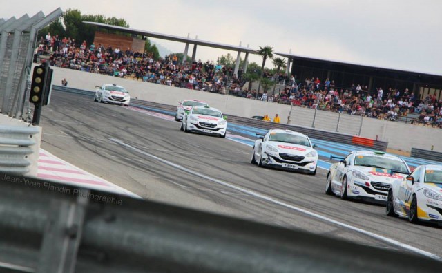 GT Tour 2013 - Pit Lane, vue sur le Grand Prix Hall